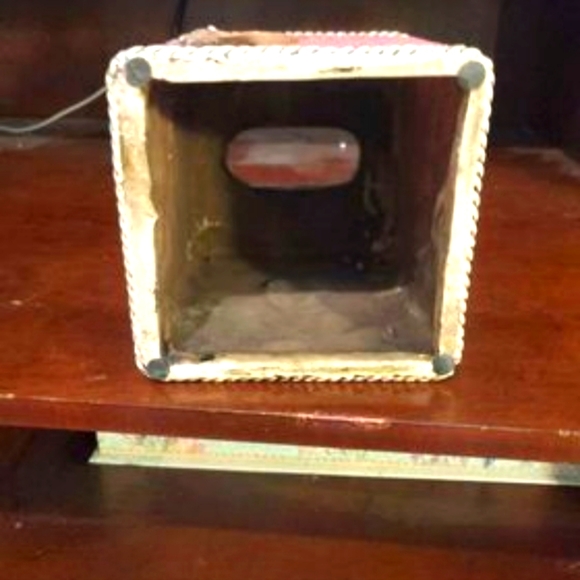 Western Tissue Box - Picture 6 of 9